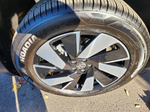 2024 Volkswagen Atlas Cross Sport SE 4Motion