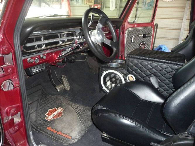1967 Ford F-100
