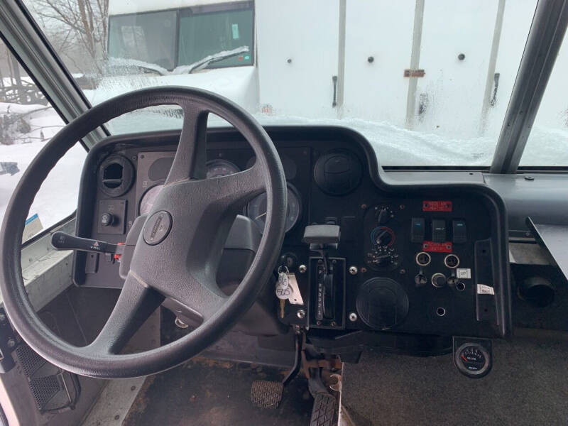 2010 Freightliner MT45 P700 CNG