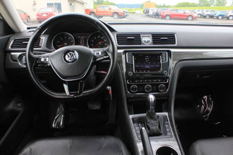 2016 Volkswagen Passat