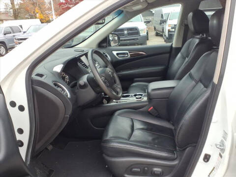 2016 Nissan Pathfinder SL