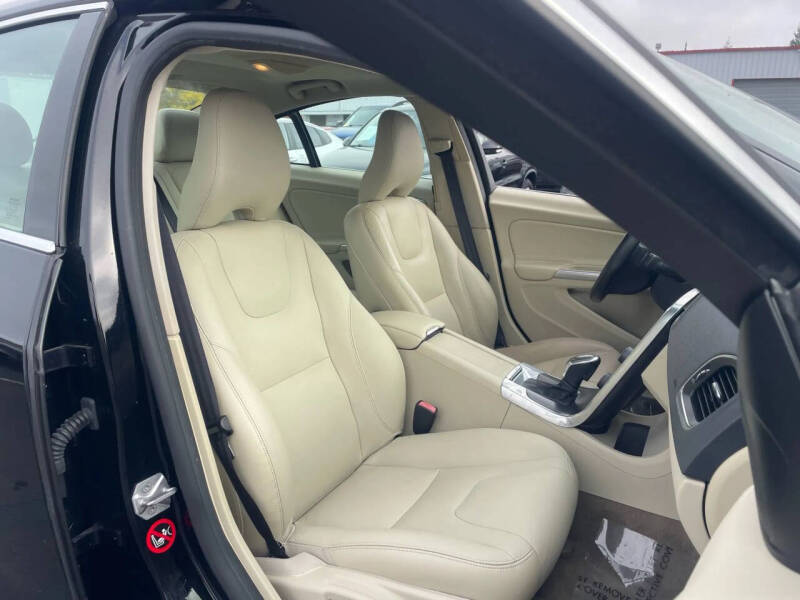 2015 Volvo S60 T5 Drive-E Premier