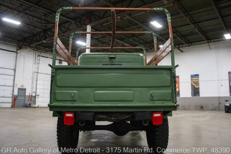 1963 Dodge M37