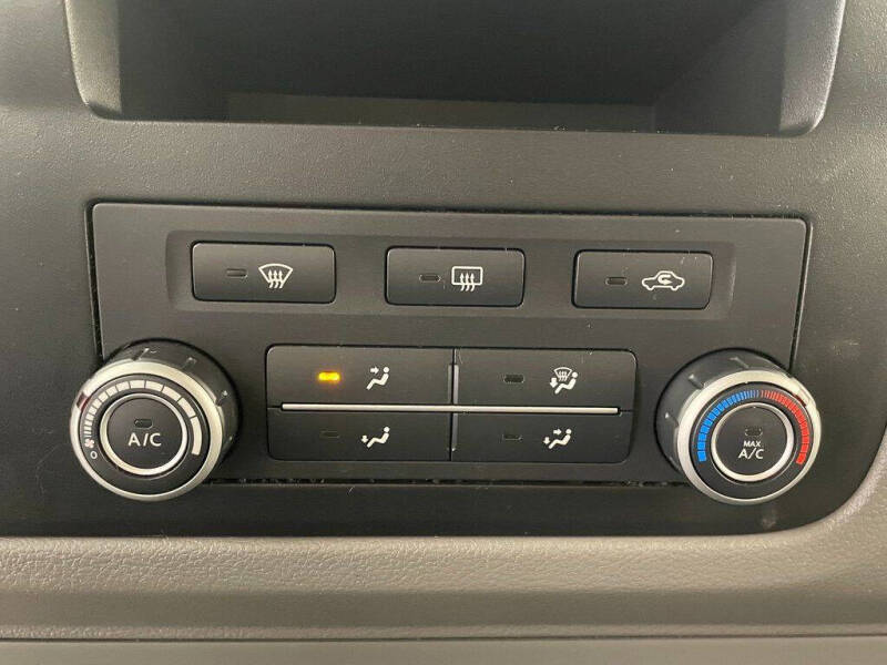 2019 Nissan NV