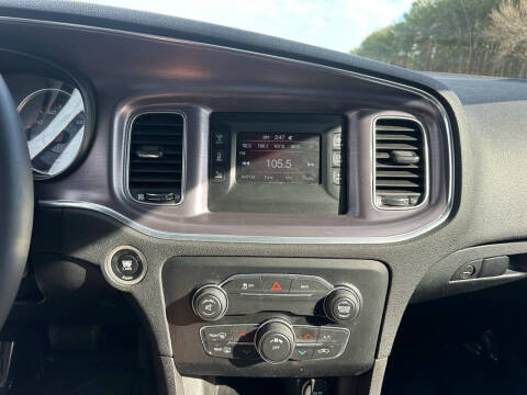 2016 Dodge Charger SE