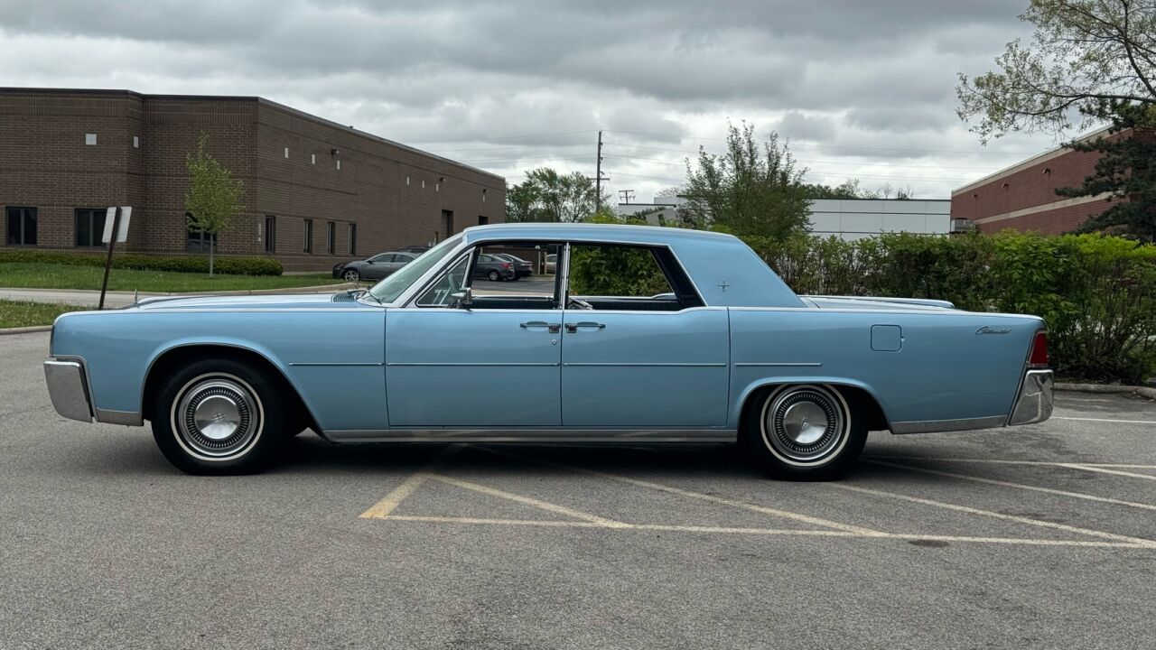 1964 Lincoln Continental 39