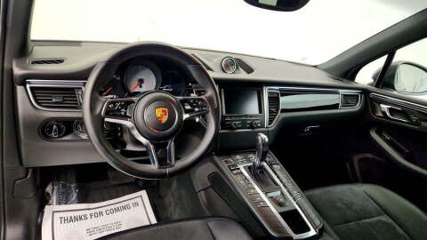 2016 Porsche Macan S