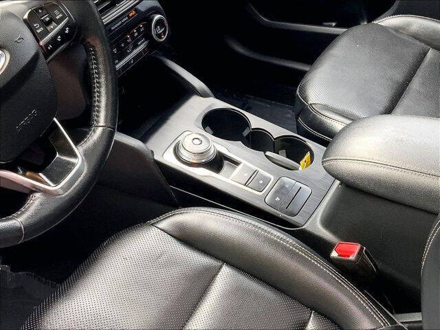 2020 Ford Escape SEL
