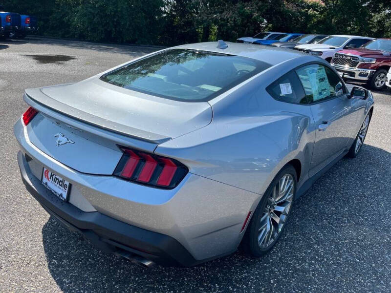 2025 Ford Mustang EcoBoost Premium