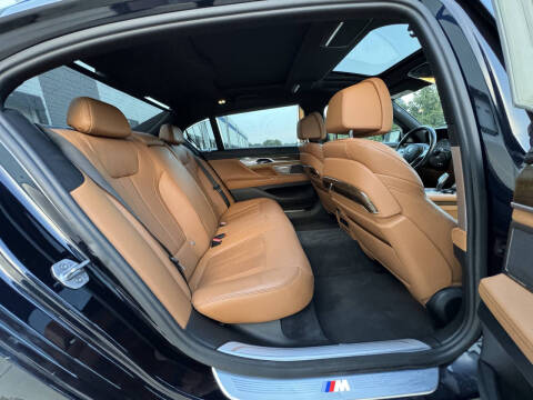 2018 BMW 7 Series 740i