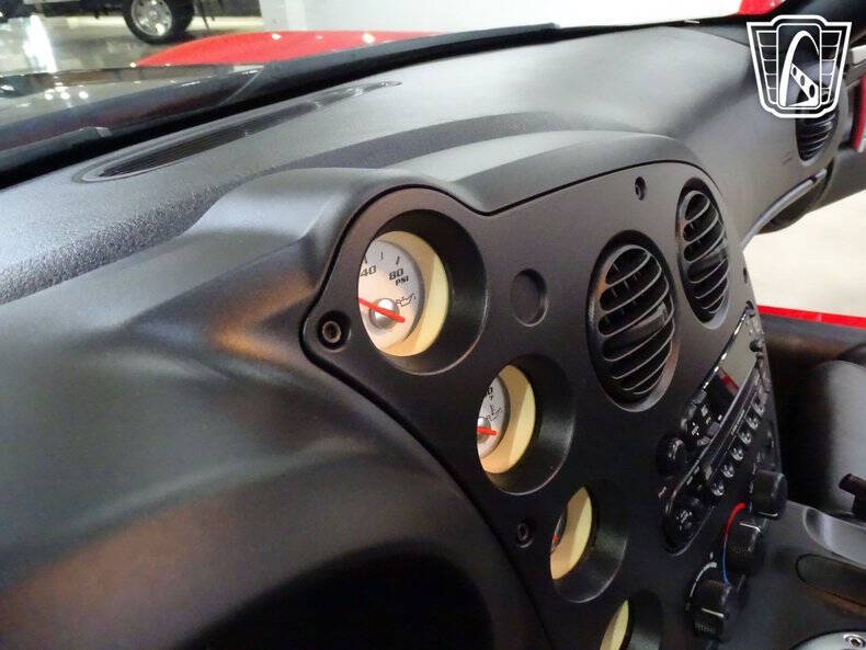 2003 Dodge Viper SRT-10