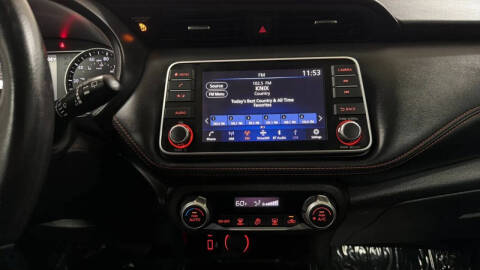 2019 Nissan Kicks SR