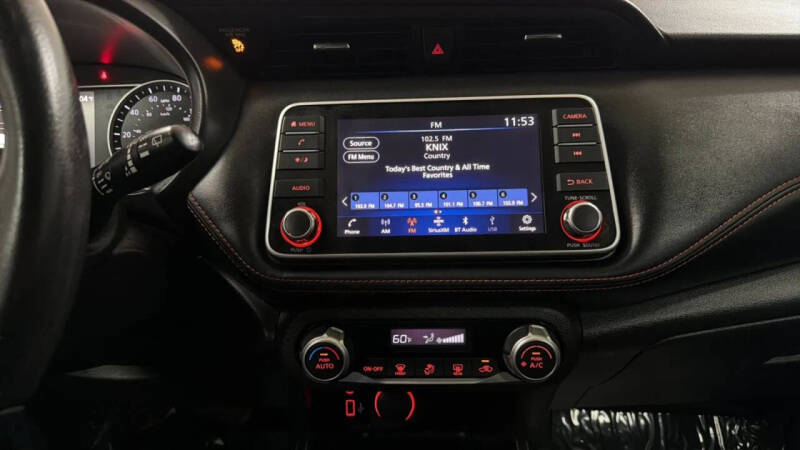 2019 Nissan Kicks SR