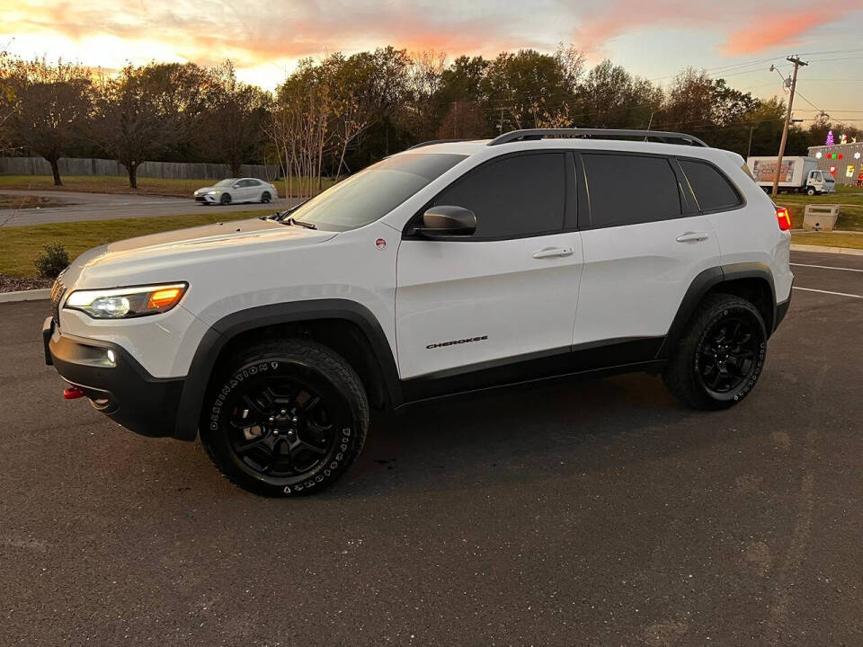 2019 Jeep Cherokee for sale at Drive Collective LLC in Somerville, AL