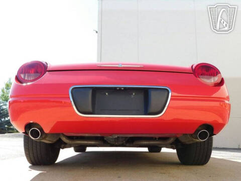 2002 Ford Thunderbird Deluxe