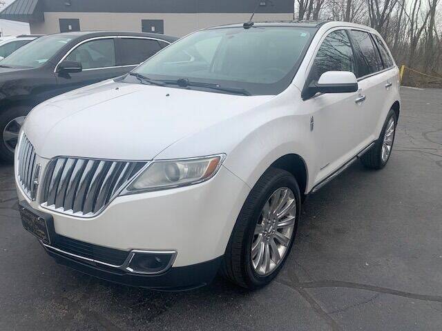 2011 Lincoln MKX for sale at Lighthouse Auto Sales in Holland MI