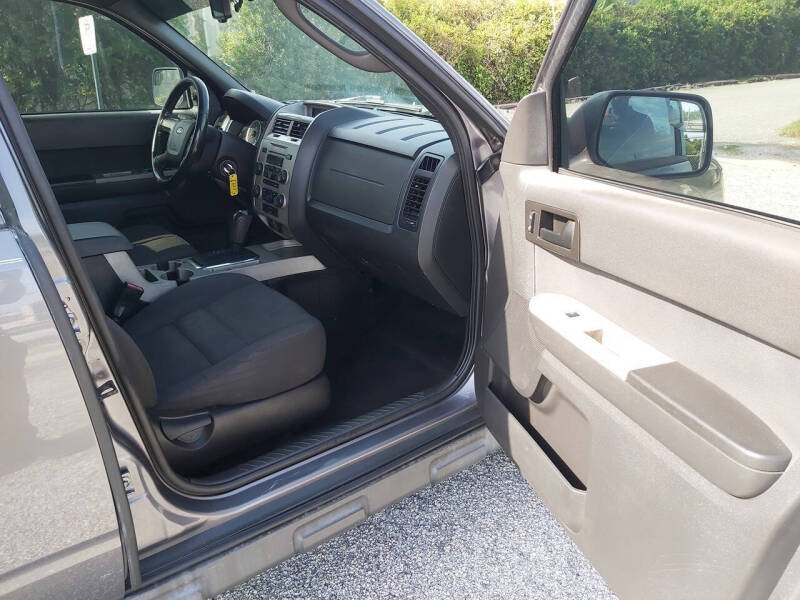 2011 Ford Escape XLT