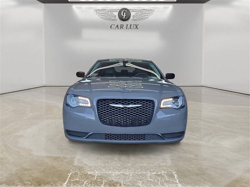 2018 Chrysler 300 Touring