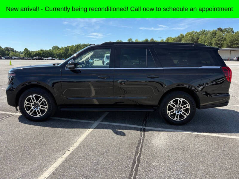 2025 Ford Expedition MAX Active