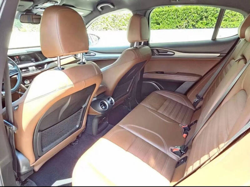 2018 Alfa Romeo Stelvio Ti Sport