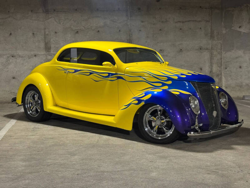 1937 Ford Coupe