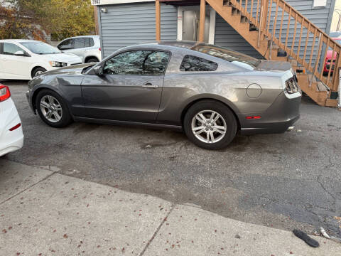 2013 Ford Mustang V6