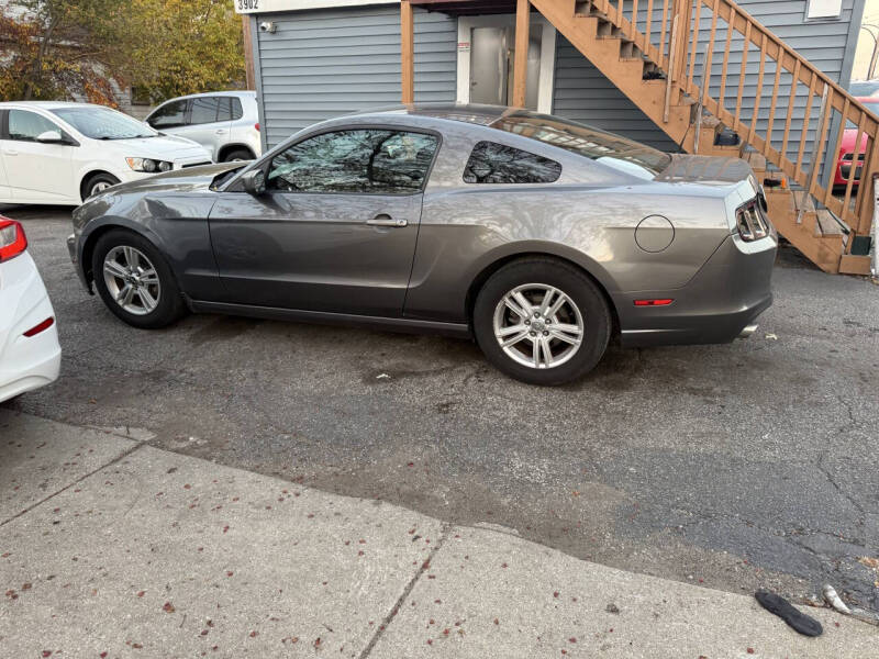 2013 Ford Mustang V6