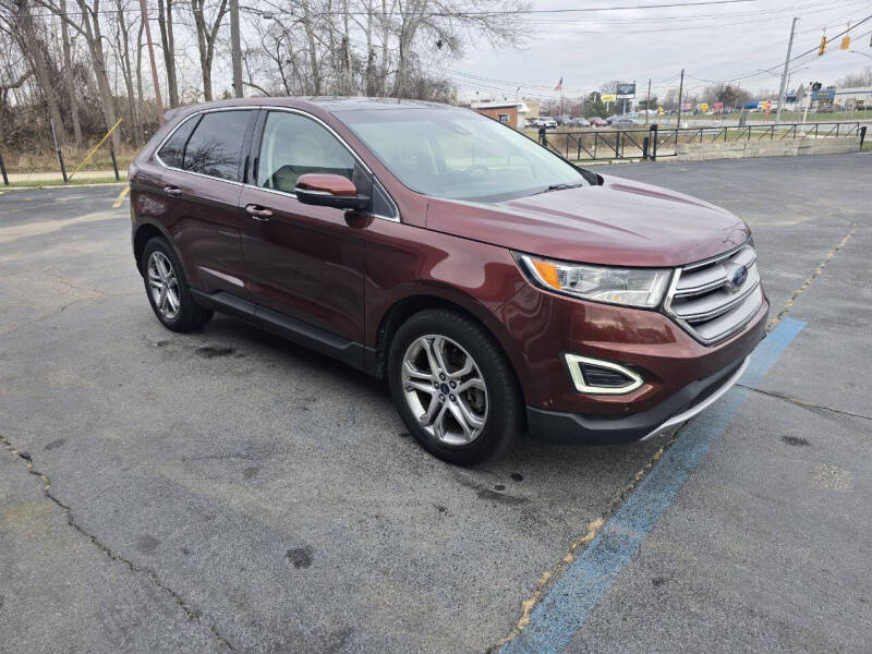 2015 Ford Edge Titanium photo 2