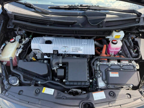 2015 Toyota Prius Three