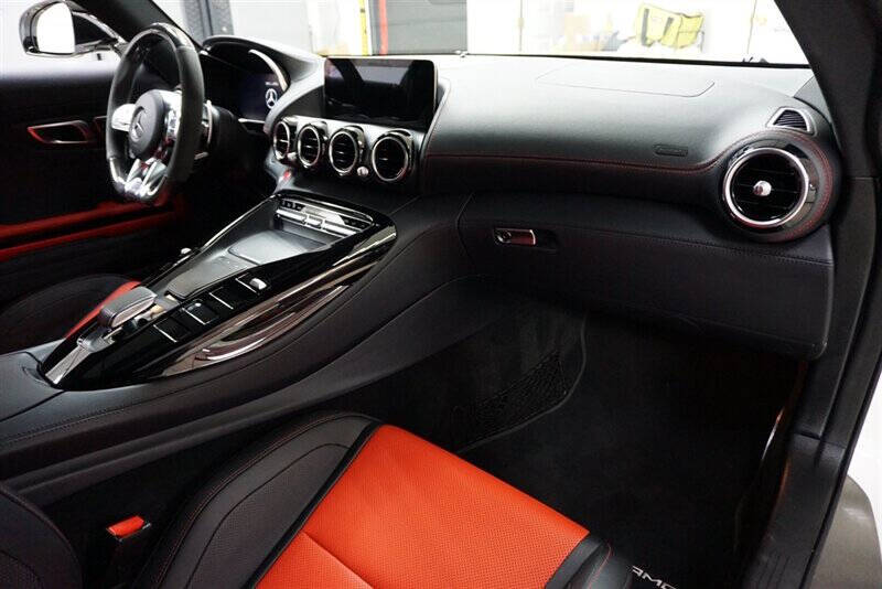 2020 Mercedes-Benz AMG GT