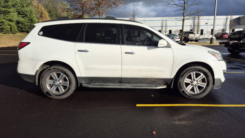 2017 Chevrolet Traverse LT