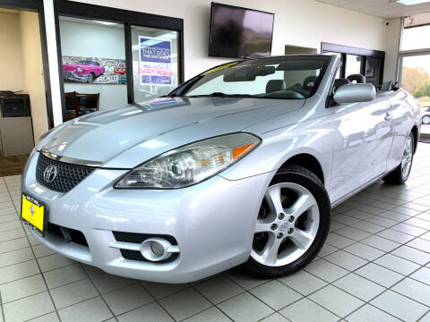 2007 Toyota Camry Solara for sale at SAINT CHARLES MOTORCARS in Saint Charles IL