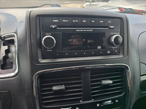 2016 Dodge Grand Caravan American Value Package