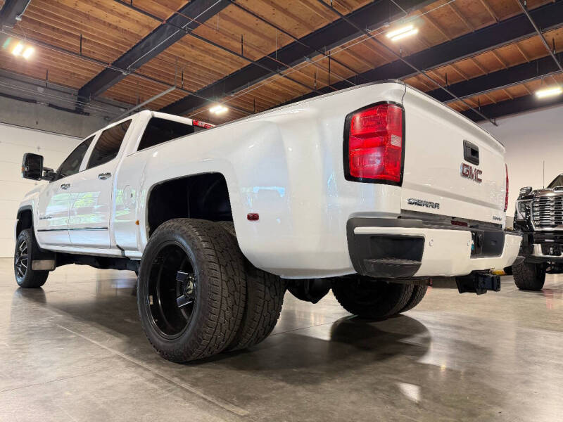 2018 GMC Sierra 3500HD Denali