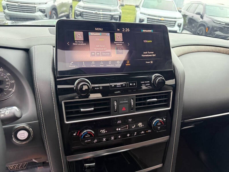 2022 Infiniti QX80 Luxe