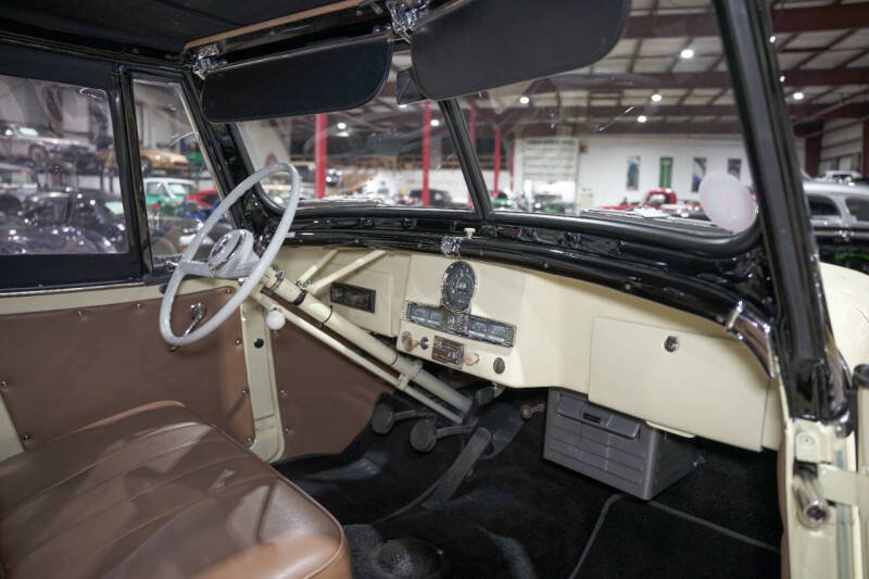 1950 Willys Jeepster