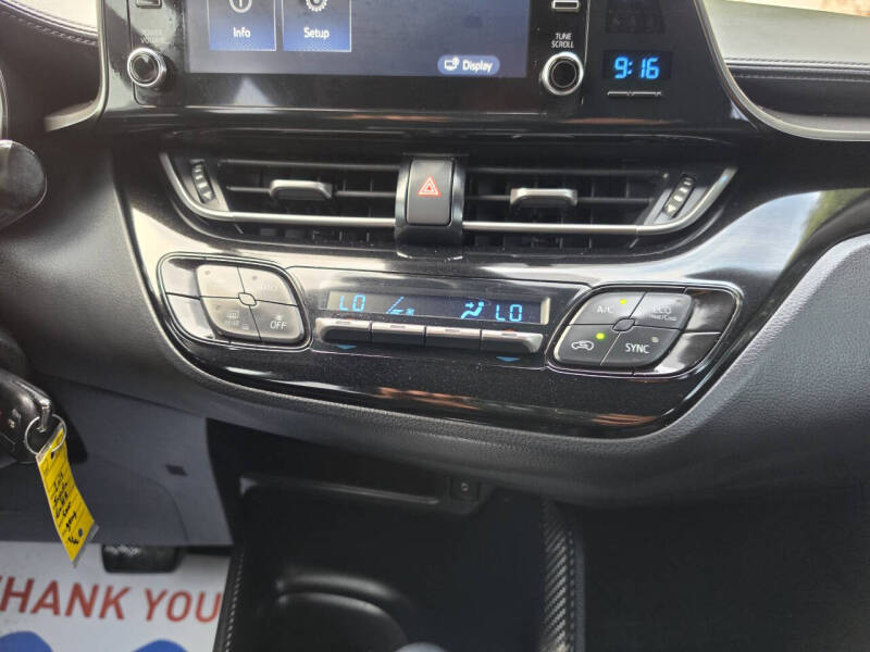 2019 Toyota C-HR LE