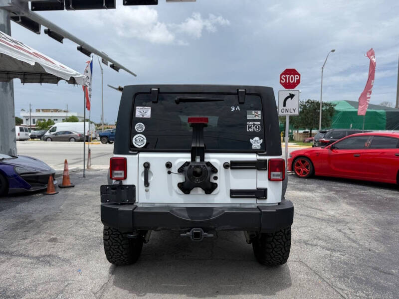 2017 Jeep Wrangler Unlimited Sport S