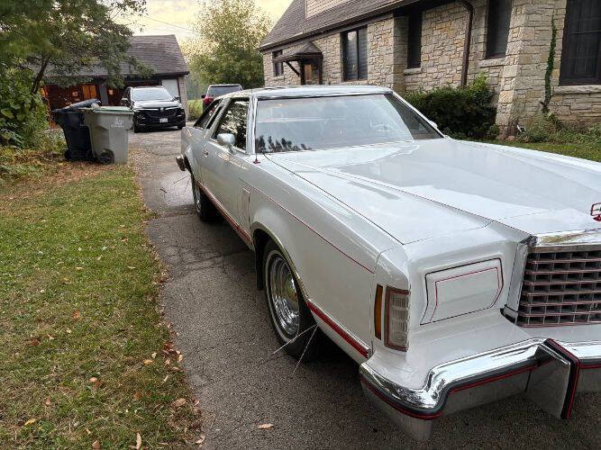 1977 Ford Thunderbird