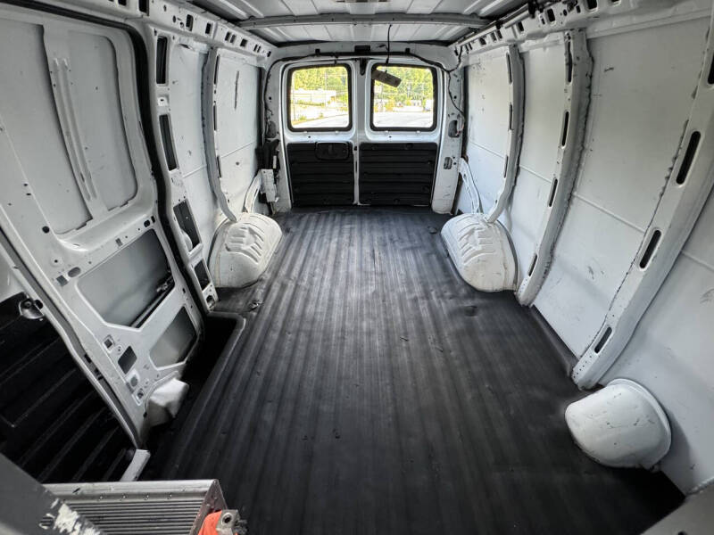 2016 Chevrolet Express 2500