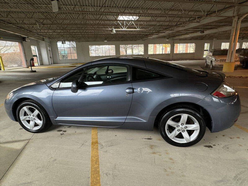 2007 Mitsubishi Eclipse GS photo 3