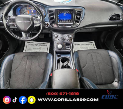 2016 Chrysler 200