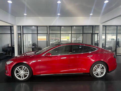 2013 Tesla Model S Performance