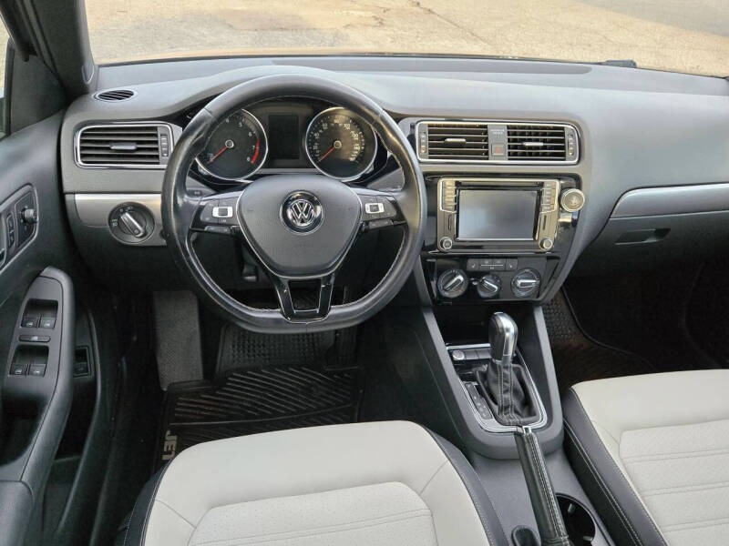 2016 Volkswagen Jetta 1.8T Sport