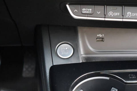 2021 Audi A4 quattro Premium 40 TFSI