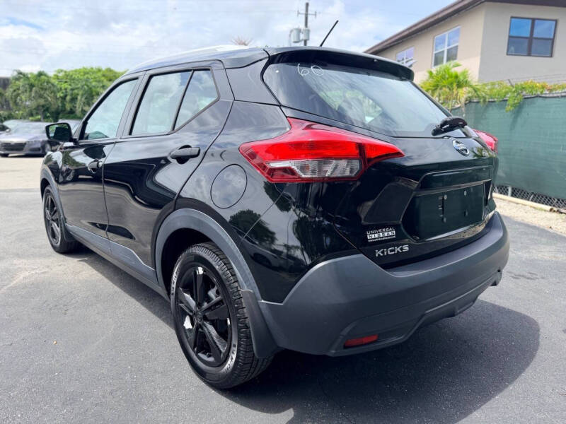 2019 Nissan Kicks SV