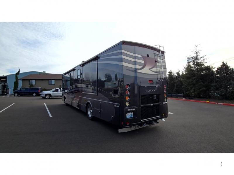 2013 Freightliner XCR Chassis