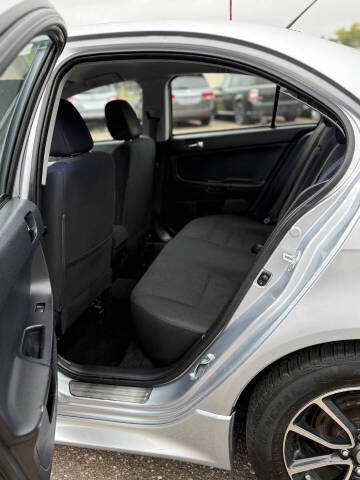 2015 Mitsubishi Lancer SE