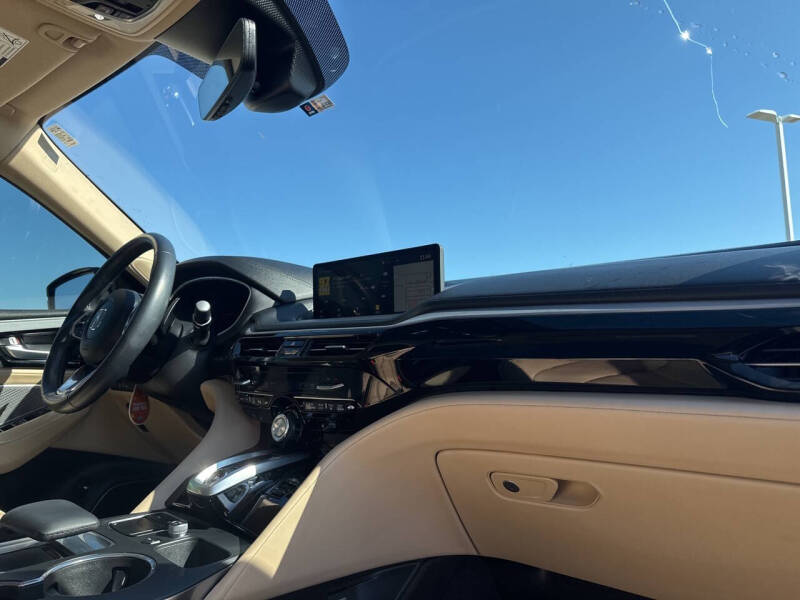 2023 Acura MDX w/Tech