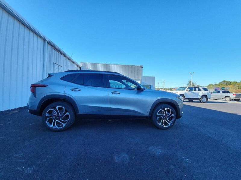 2025 Chevrolet Trax RS